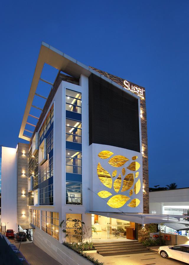 Sugar Business Hotel Kochi Exteriör bild